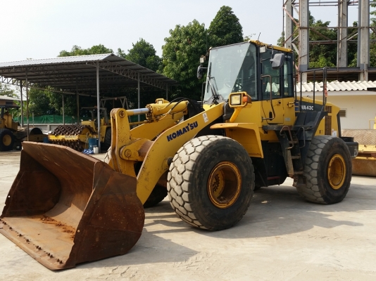 ขายรถตักล้อยาง WA430-6 ยี่ห้อ KOMATSU นำเข้าจากต่างประเทศแท้ 100\% สภาพสวย ไม่เคยใช้งานในไทย