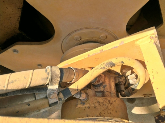 ขายรถบด7ตัน CATERPILLAR CB434C รถเก่านอกสวย นำเข้าจาก USA แท้ ไม่เคยใช้งานในไทย สภาพสวย ขายรถบด7ตัน CATERPILLAR CB434C รถเก่านอกสวย นำเข้าจาก USA แท้ ไม่เคยใช้งานในไทย สภาพสวย