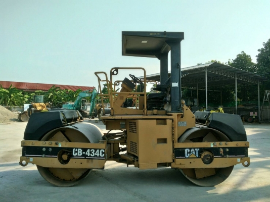 ขายรถบด7ตัน CATERPILLAR CB434C รถเก่านอกสวย นำเข้าจาก USA แท้ ไม่เคยใช้งานในไทย สภาพสวย ขายรถบด7ตัน CATERPILLAR CB434C รถเก่านอกสวย นำเข้าจาก USA แท้ ไม่เคยใช้งานในไทย สภาพสวย