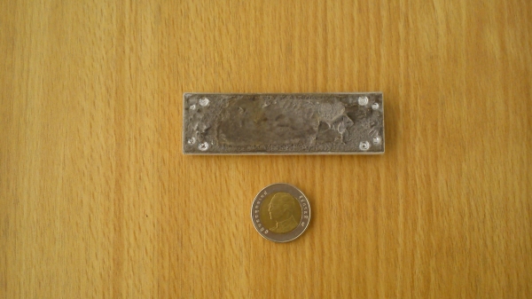 เพลทโลโก้ LIMITED เพลทโลโก้ LIMITED