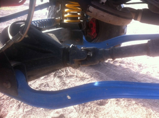 รถยนต์ ยี่ห้อ JEEP 6 สูบ ใช้ได้ทั้งแก๊สและเบนซิน รถยนต์ ยี่ห้อ JEEP 6 สูบ ใช้ได้ทั้งแก๊สและเบนซิน