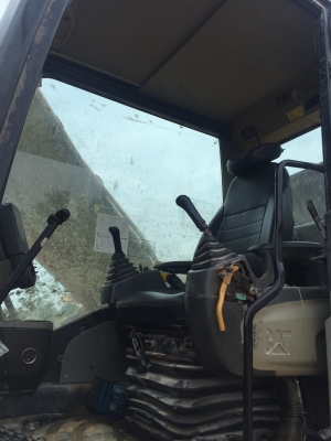 ขาย Cat320D เล่มทะเบียน ดูได้ที่ลาดหลุมแก้ว มี 2 คันให้เลือก ขาย Cat320D เล่มทะเบียน ดูได้ที่ลาดหลุมแก้ว มี 2 คันให้เลือก