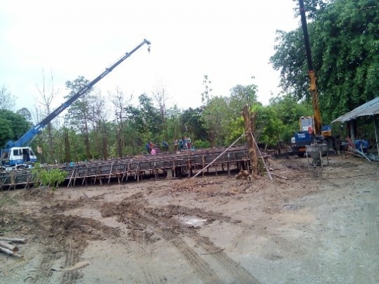 รถเครนให้เช่า 0806802259