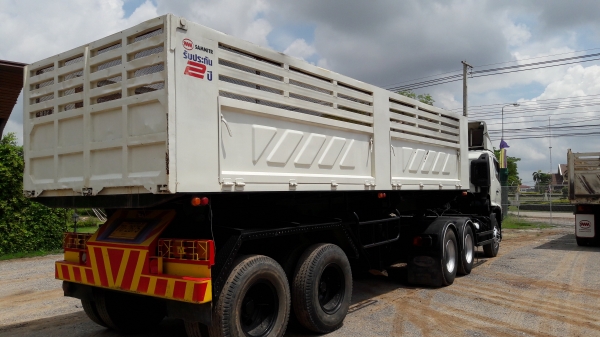 ขาย หัวลากhino mega 320 ปี51  มีทั้งหัว หาง  ราคาไม่แรง  ต่อลองได้ ครับ ไฟแนนซ์มีให้ รถสวย ยางเต็มหมดพร้อมใช้งาน