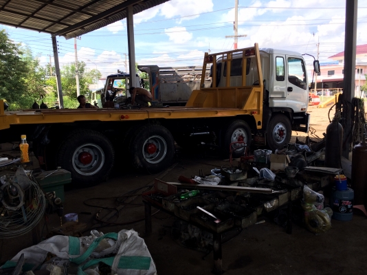 ขายเทรนเลอร์ ISUZU FXZ23NFY เครื่อง6SD1 เทอร์โบอินเตอร์ 270 แรง หัวจิ๊กก้า ราคา 1050000 บาท แพใหม่เหล็กบีมขึ้น 320