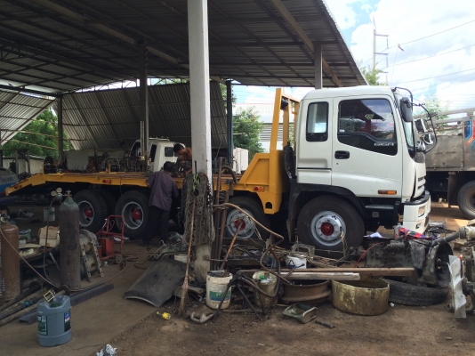 ขายเทรนเลอร์ ISUZU FXZ23NFY เครื่อง6SD1 เทอร์โบอินเตอร์ 270 แรง หัวจิ๊กก้า ราคา 1050000 บาท แพใหม่เหล็กบีมขึ้น 320