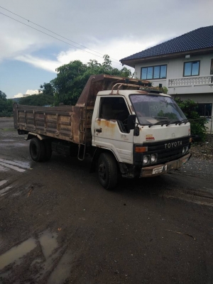 ขายโตโยต้าดั้มBU91ปี35เครื่อง115แรง ดั้มยาว4เมตร คัสซีสวยไม่มีบวม เครื่องแน่นรถใช้งานน้อยวิ่งวัสดุก่อสร้าง ทะเบียนพร้อม รถเดิมๆหัวบาง รถห้างแท้