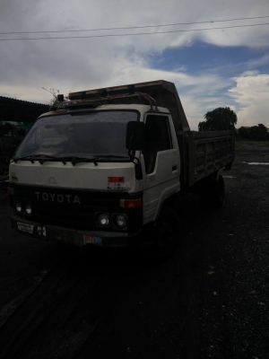 ขายโตโยต้าดั้มBU91ปี35เครื่อง115แรง ดั้มยาว4เมตร คัสซีสวยไม่มีบวม เครื่องแน่นรถใช้งานน้อยวิ่งวัสดุก่อสร้าง ทะเบียนพร้อม รถเดิมๆหัวบาง รถห้างแท้ ขายโตโยต้าดั้มBU91ปี35เครื่อง115แรง ดั้มยาว4เมตร คัสซีสวยไม่มีบวม เครื่องแน่นรถใช้งานน้อยวิ่งวัสดุก่อสร้าง ทะเบียนพร้อม รถเดิมๆหัวบาง รถห้างแท้