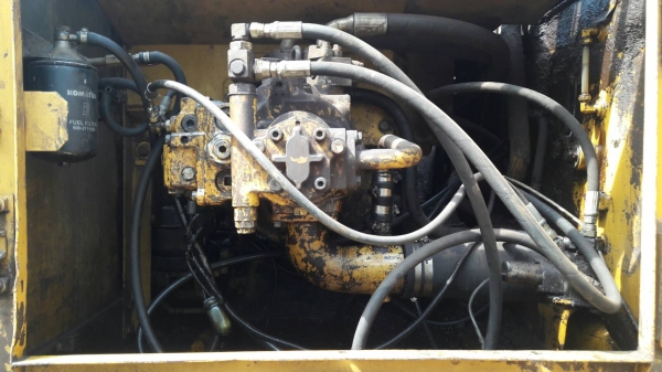 ขายรถขุดPC200-6 ถูกตามสภาพ ไฟฟ้าครบแอร์เย็น