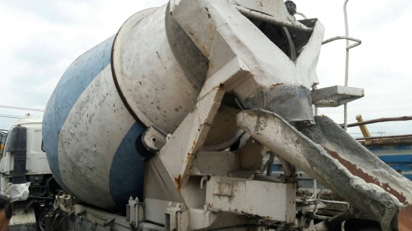 ขายรถ10ล้อโม่ปูนขนาด6คิวถูกๆ ขายรถ10ล้อโม่ปูนขนาด6คิวถูกๆ