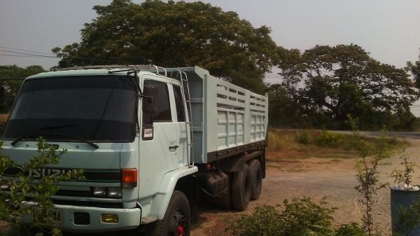 ขายรถสิบล้อดั้ม ISUZU 195 แรงม้า