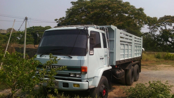 ขายรถสิบล้อดั้ม ISUZU 195 แรงม้า