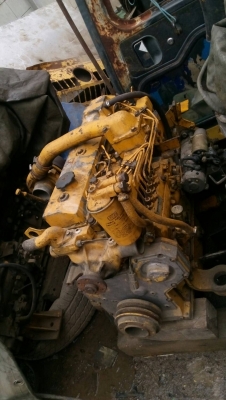 ขายเครื่องรถแมคโค PC-200-5  6-D 95-L และเครื่องPC-120-5  4-D 95 สภาพสวยรับประกันเสื้อสูบไม่มีรอยเย็บ