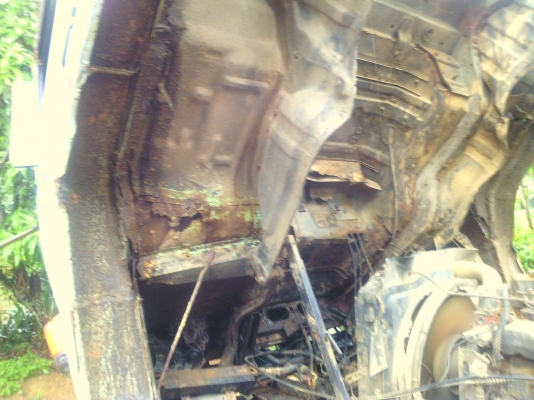 ขายรถบรรทุก 10 ล้อเทรลเลอร์ ISUZU ROCKY 195 แรงม้านางฟ้าแท้ ราคา 700000