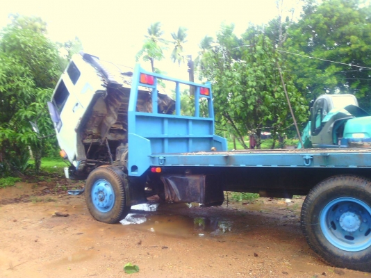 ขายรถบรรทุก 10 ล้อเทรลเลอร์ ISUZU ROCKY 195 แรงม้านางฟ้าแท้ ราคา 700000