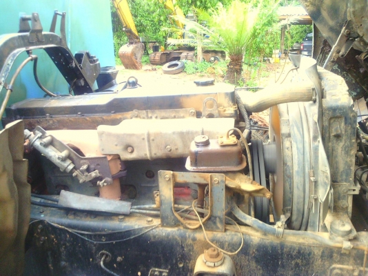 ขายรถบรรทุก 10 ล้อเทรลเลอร์ ISUZU ROCKY 195 แรงม้านางฟ้าแท้ ราคา 700000