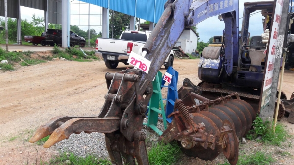 ขายรถแบคโฮ HITACHI 50 UR มีที่คีปไม้ ราคา 300000