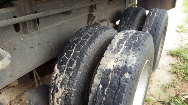 รถฮีโน่ 10 ล้อดั้ม FM2P 380 แรงม้า. ปี 55. , ( ขาย แม่ , ลูก. ) ( * รถวิ่ง 22x,xxx กม. )     สนใจติดต่อ  081 - 6079515