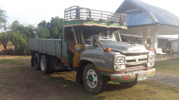 ขาย10ล้อ หัวยาวเพลาเดียว 6BF1 เบรคลมดัน