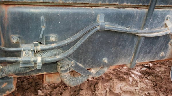 รถอีซูซุ 6 ล้อดั้ม FTR  240 แรงม้า. ปี 54. ( รถวิ่ง 26x,xxx กม. )     สนใจติดต่อ  081 - 6079515