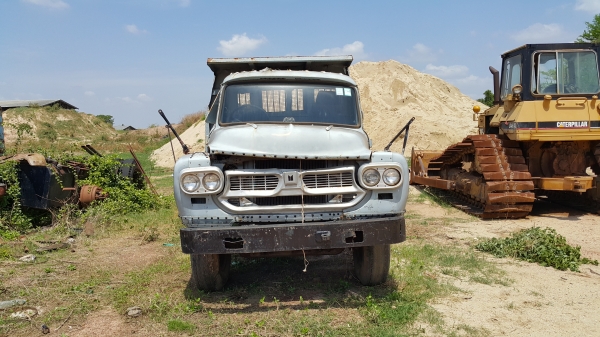 ขายด่วนรถ6ล้อดัมพ์หน้ายาวอีซูซุ เครื่องEH 100 HINO