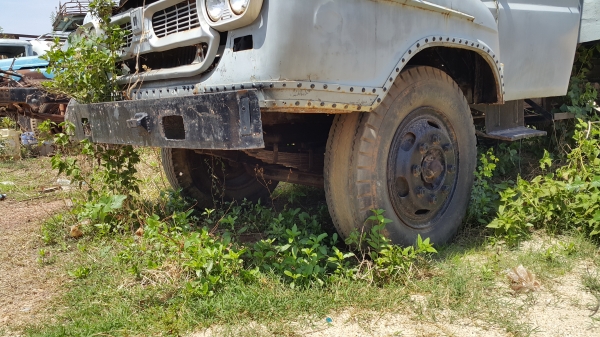 ขายด่วนรถ6ล้อดัมพ์หน้ายาวอีซูซุ เครื่องEH 100 HINO