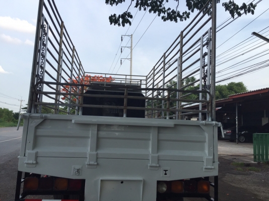 ขาย6ล้อISUZU FRR210 ยูโร3 จดปี55กระบะเหล็กพร้อมคอกยาว5.60เมตร ขาย6ล้อISUZU FRR210 ยูโร3 จดปี55กระบะเหล็กพร้อมคอกยาว5.60เมตร