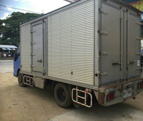 หกล้อ อีซุชุ NKR130ยูโร2ปี45ตู้แห้ง ช่วงยาว 4.30ม สภาพดีพร้อมใช้ ทะเบียนพร้อมโอน
