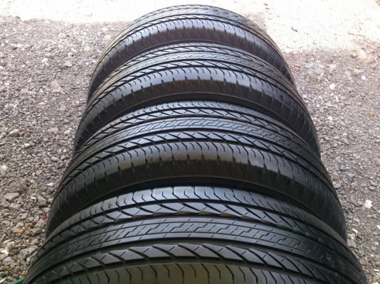 ขายยาง บริดสโตน อีโคเปีย 265/65R17 ยางปี15 ดอกยางหนาเต็มสดนิ่มไม่ร้าวไม่แตกลายไม่กินข้างไม่มีปะสวยๆ จำนวน 1 ชุด ขายยาง บริดสโตน อีโคเปีย 265/65R17 ยางปี15 ดอกยางหนาเต็มสดนิ่มไม่ร้าวไม่แตกลายไม่กินข้างไม่มีปะสวยๆ จำนวน 1 ชุด