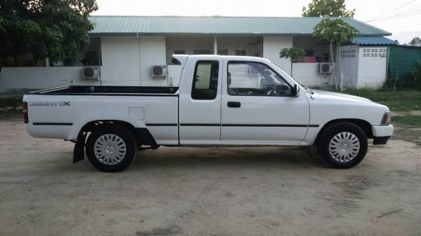 รถบ้านแท้ โตโยต้าไมตี้เอ็กแค๊ป เครื่อง 2.5 CC ปี 39 โฉมโปร่งท้ายแท้ เครื่องดีมาก