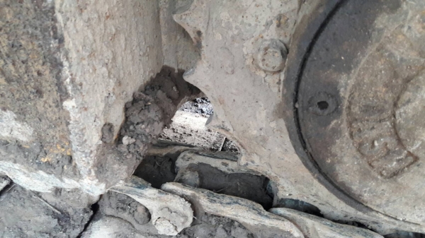 ขายรถแบคโฮ KOMATSU PC60-5 มีที่คีปไม้กับบุ้งกี๋ ราคา 350000