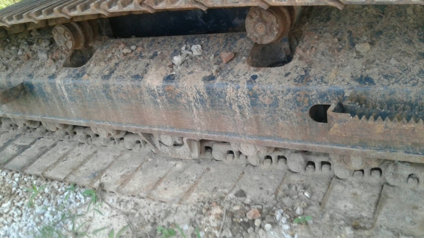 ขายด่วนรถแบคโฮHYUNDAI.220..95..รถทำงานได้4พ้นกั่วชั่วโมง