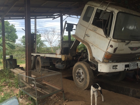 ขายรถบรรทุก 10 ล้อเทรลเลอร์ HINO FM227 220 แรงม้า มีสะพาน ราคา 500000