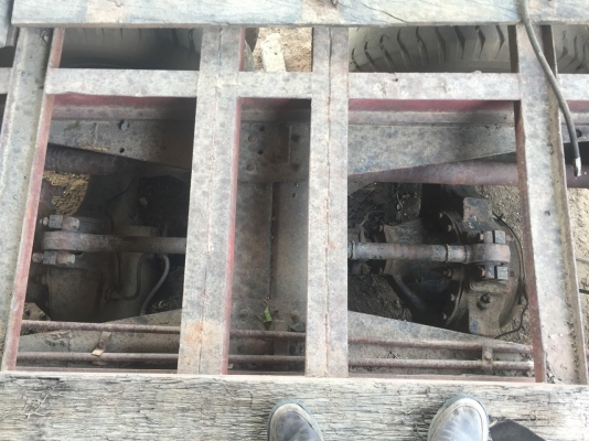 ขายรถบรรทุก 10 ล้อเทรลเลอร์ HINO FM227 220 แรงม้า มีสะพาน ราคา 500000