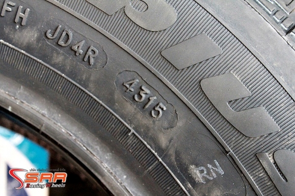 GOODYEAR DURAPLUS 175/70R13 ปี15 ราคาพิเศษ