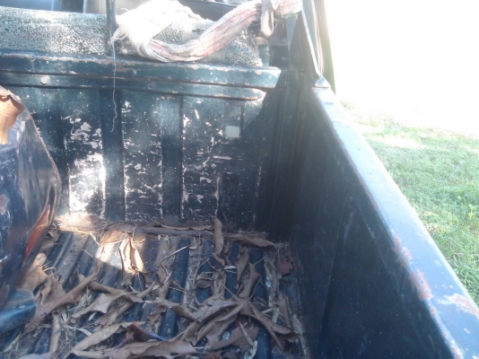 ลูกกระบะ Nissan Big-M ช่วงยาว บังโคลนโป่ง อยู่อุบลฯ