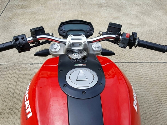 ขาย ducati 795 ปี 2012 แต่งครบ สวยๆพร้อมใช้ ราคเบาๆ