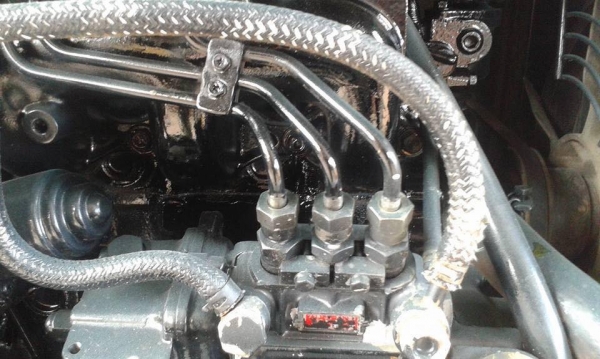 ขายรถขุดแบคโฮ KOBECO SK024 รถเก่านอกแท้100\% เครื่อง 3 สูบ มีกระต่าย-เต่า ระบบไว แทรคยาง สภาพ90\% รถพร้อมใช้งาน เอกสารใบอินวอยครบราคา 250,000 บาท (จัดส่งฟรี)