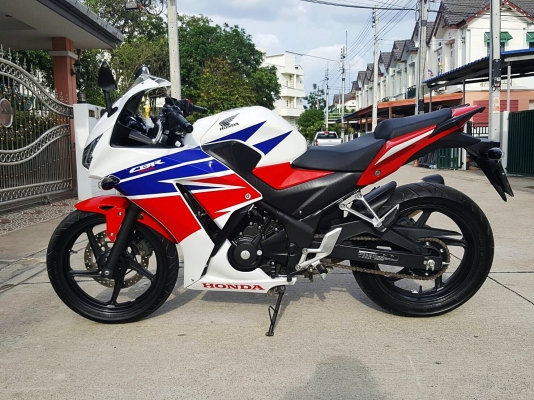 ขาย Honda CBR 300 ปี2014 ไมล์ 4,xxx สภาพเดิมๆสวยๆ