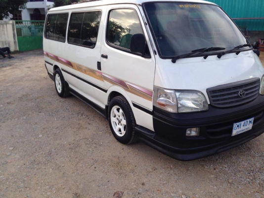 ปี03 2l 2500cc เครื่องดี ไม่ผุ ไม่มีชนหนัก แอร์เย็น เพลงเพราะ เบาะ4