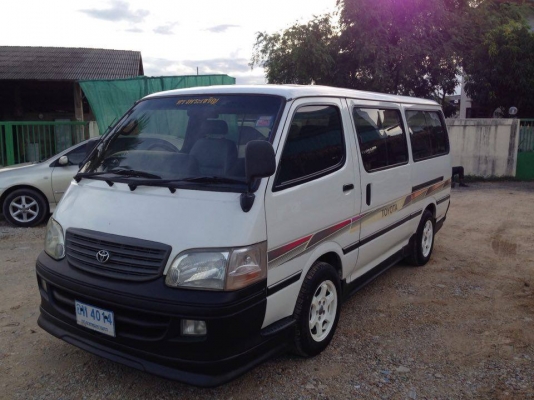 ปี03 2l 2500cc เครื่องดี ไม่ผุ ไม่มีชนหนัก แอร์เย็น เพลงเพราะ เบาะ4