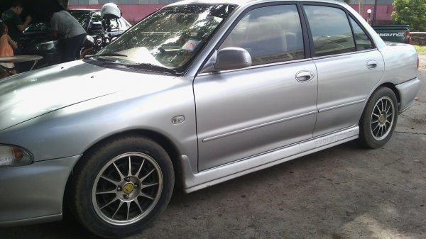 มิตซู อีคาร์ 1.5 ปี1993 กระจกไฟฟ้า