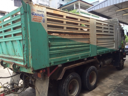 ขายดาวน์ รถสิบล้อดั้ม 360 ปี 57 ราคา 850,000 บาท. แม่ลูก