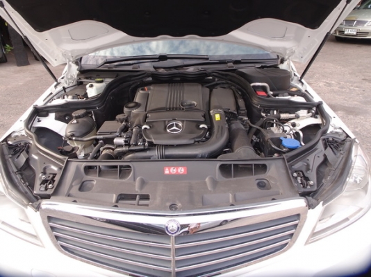 Benz C200 CGI BlueEFFICIENCY W204 1.8 ปี 2013