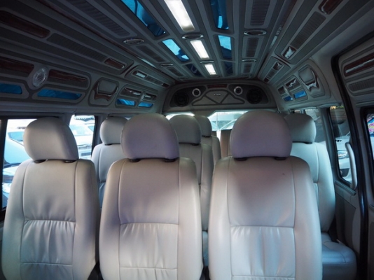 TOYOTA COMMUTER 2.5D4D MT ปี 2009 TOYOTA COMMUTER 2.5D4D MT ปี 2009