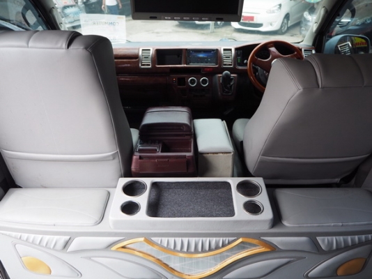 TOYOTA COMMUTER 2.5D4D MT ปี 2009 TOYOTA COMMUTER 2.5D4D MT ปี 2009