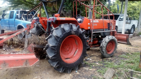 รถไถ KUBOTA  L4508. ( รถทำงาน 2,xxx ชม. )    สนใจติดต่อ  081 - 6079515