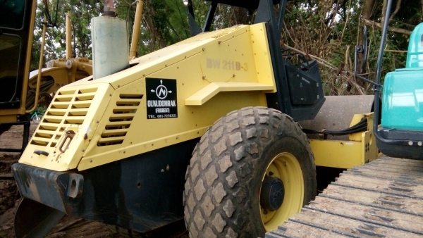 ขาย รถบด BOPPARD BW 211  , ( * รถทำงาน 4,xx ชม. )  สนใจติดต่อ  081 - 6079515