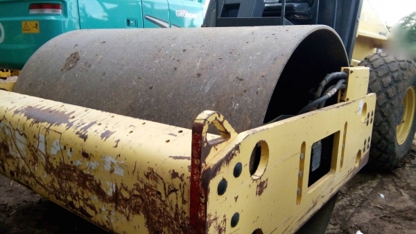 ขาย รถบด BOPPARD BW 211  , ( * รถทำงาน 4,xx ชม. )  สนใจติดต่อ  081 - 6079515