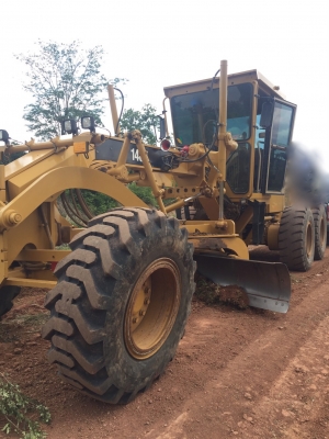 รถเกรด CAT 140 K.    สนใจติดต่อ  081 - 6079515